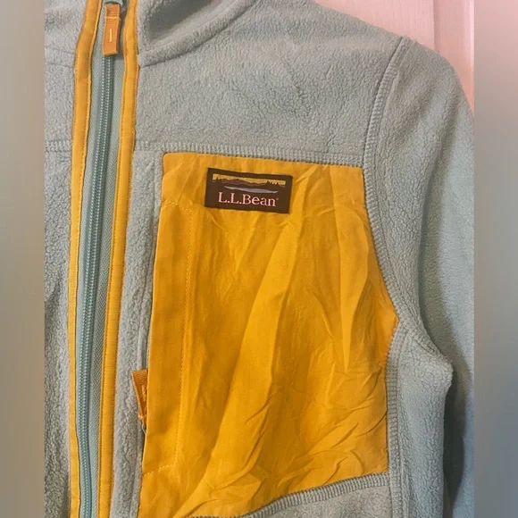 LL Bean Mountain Classic Fleece Hoodie - Picture 9 of 12